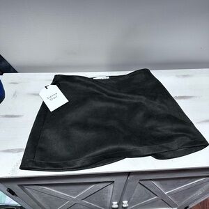 Francesca's Collections Black Mini Skort with Clean Hem